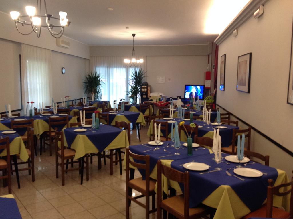 Hotel Laura Rimini Eksteriør billede