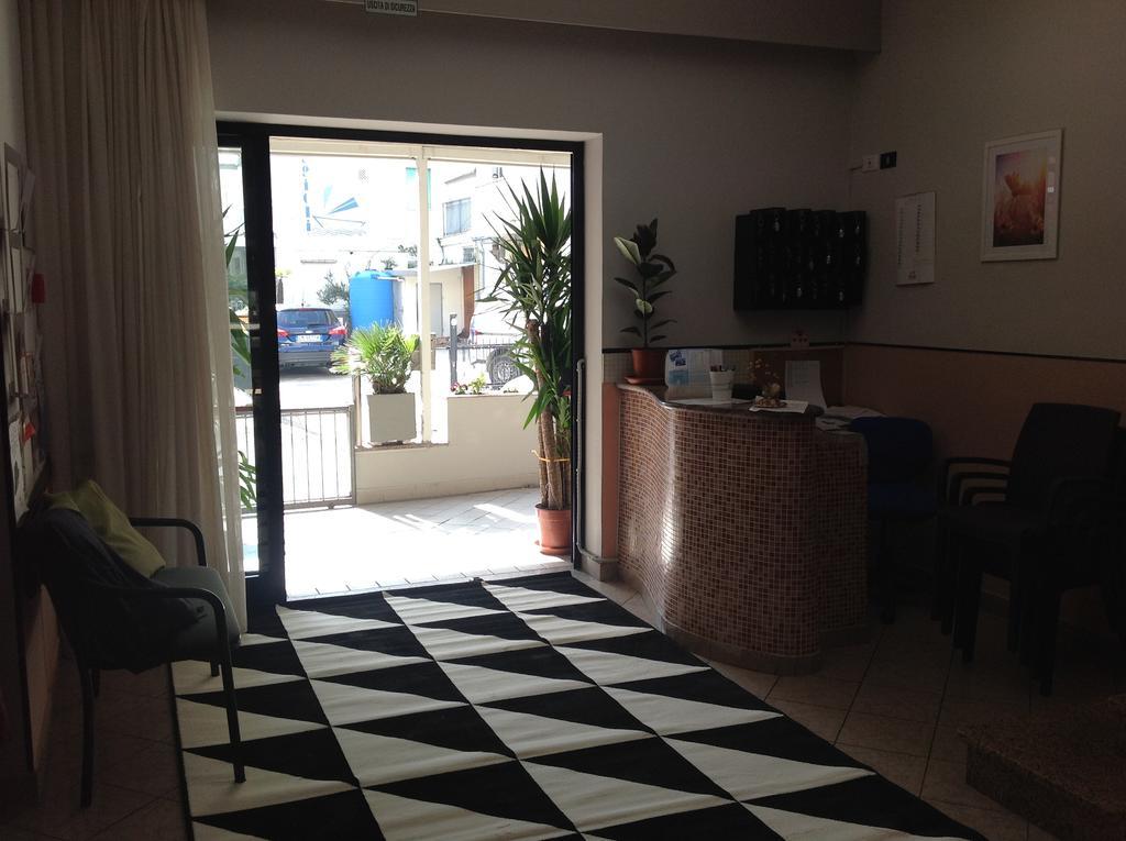Hotel Laura Rimini Eksteriør billede