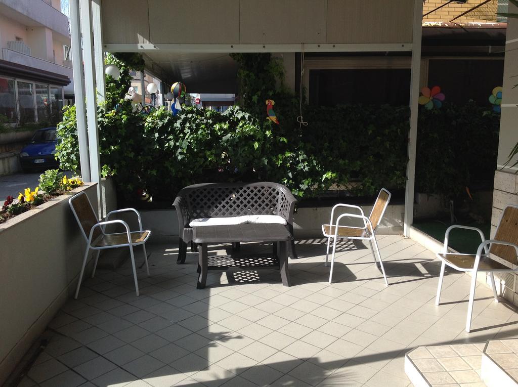 Hotel Laura Rimini Eksteriør billede