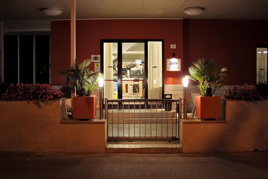 Hotel Laura Rimini Eksteriør billede