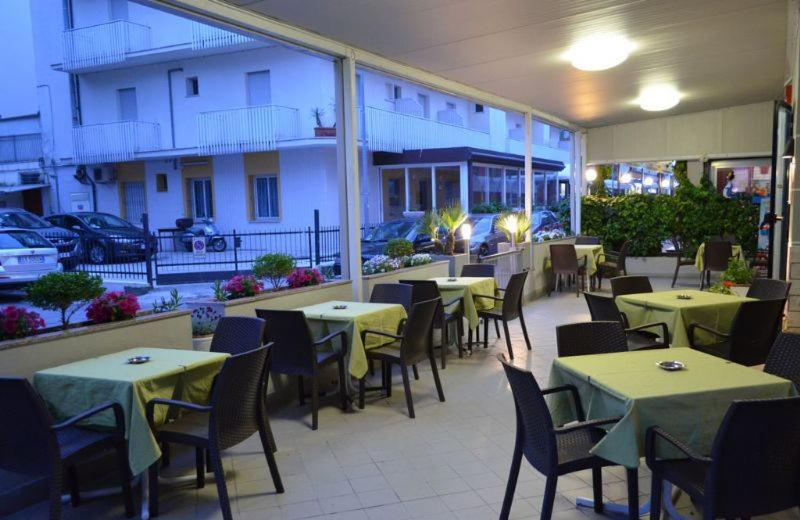 Hotel Laura Rimini Eksteriør billede